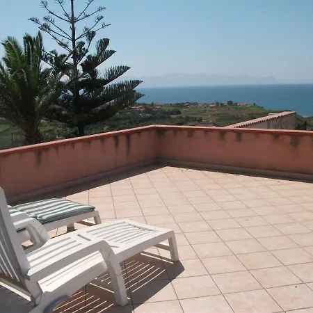 Villa Ninnarella Trappeto (Sicily)